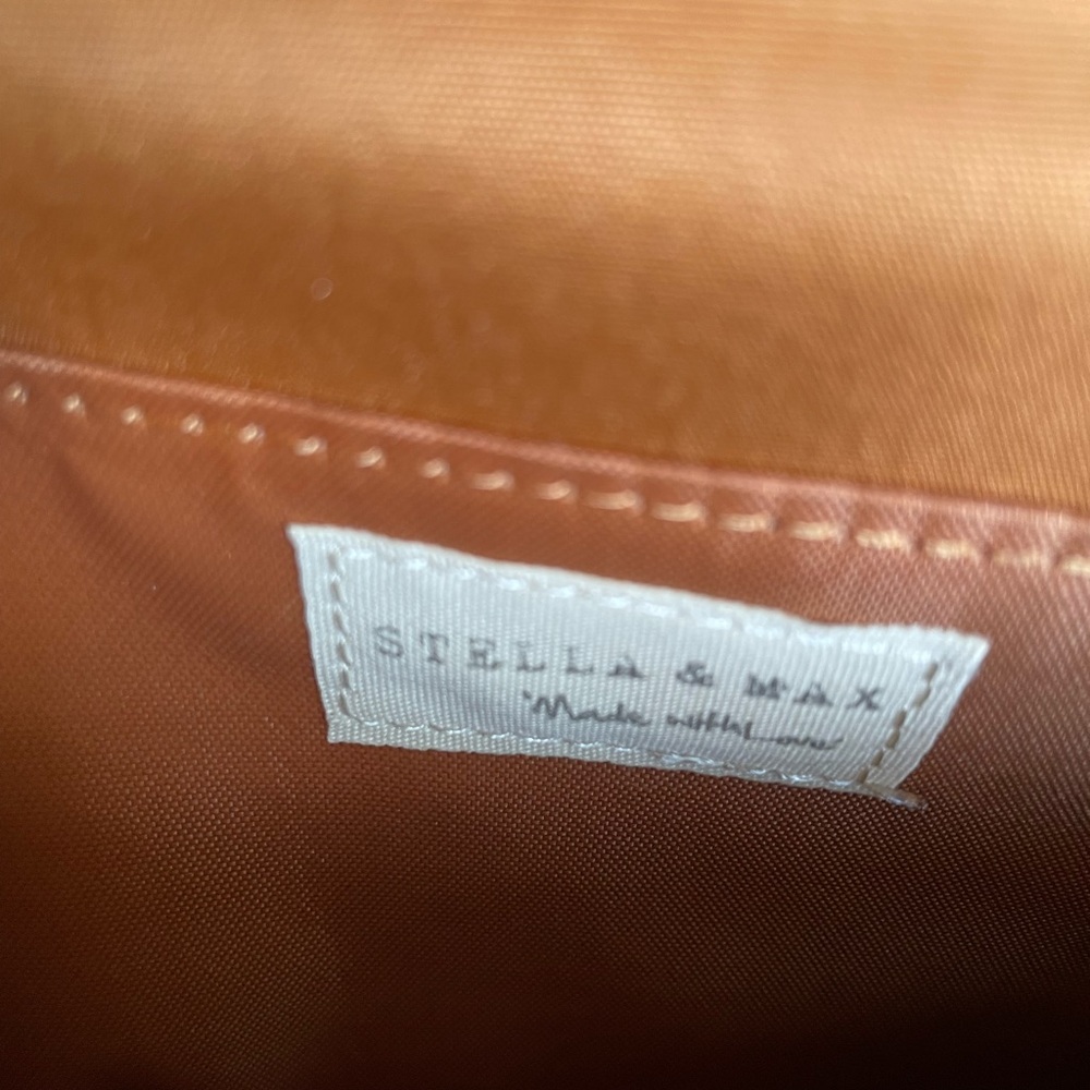 Stella & Max Crossbody Bag - Picture 4 of 5